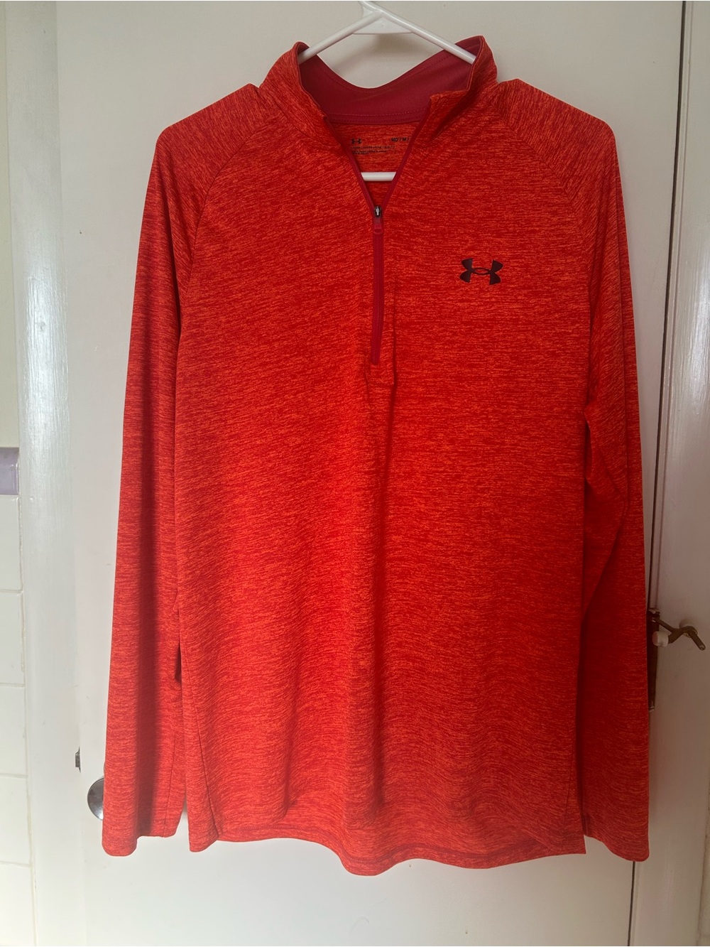 Under Armour Men's Orange Quarter-Zip Pullover Size Medium